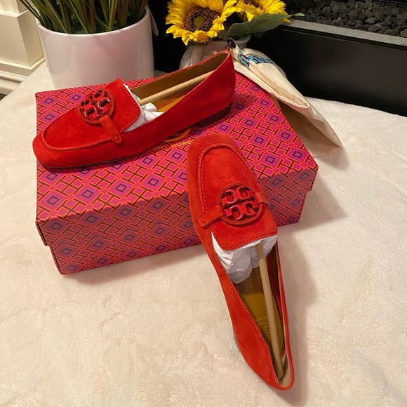 Tory Burch Miller Metal-Logo Loafer Suede - Picture 2 of 7